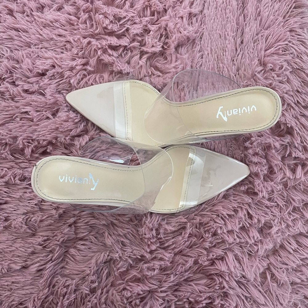Women’s Size 11 Nude Heel